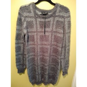 Romeo&Juliet Couture Gray Fuzzy Sweater Dress